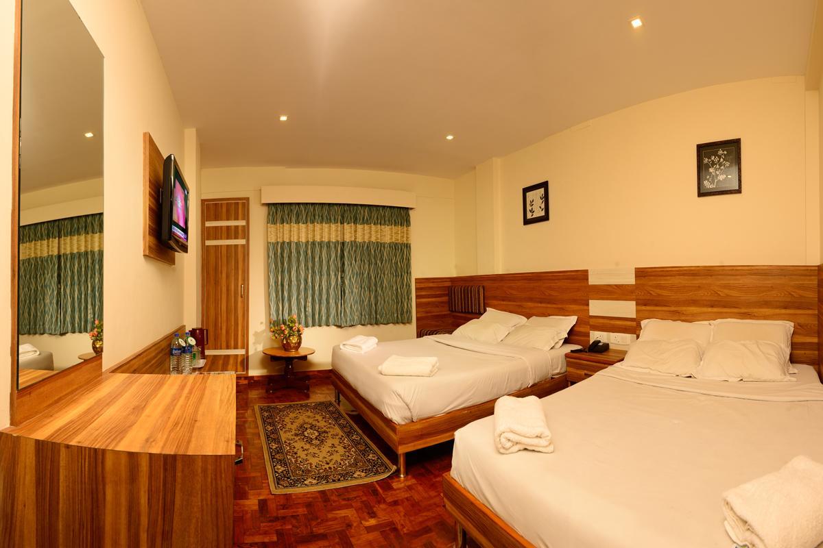 Hotel Grand Palace Kodaikanal Kültér fotó